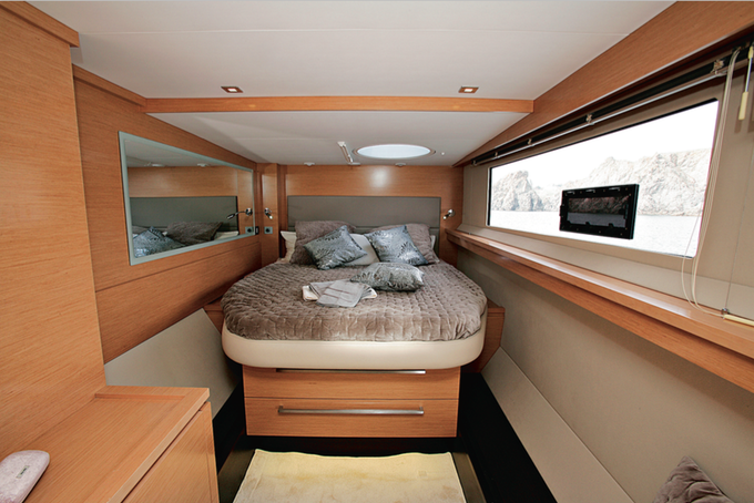 Fountaine Pajot Motor Yatchs Cumberland 47 - Suite