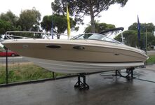 SEA RAY 240 SUN SPORT - 2015
