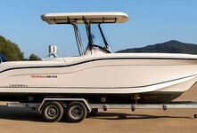 INVICTUS 250 CX - 2025