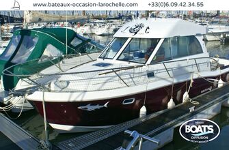 Petites annonces BENETEAU ANTARES SERIE 9 - 2003
