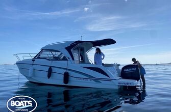 Petites annonces BENETEAU ANTARES 8 OB - 2018