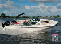 Boston Whaler 270 Vantage